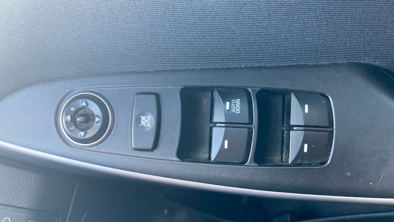 Hyundai i30 1.4 Blue Drive SE 5dr Petrol Hatchback